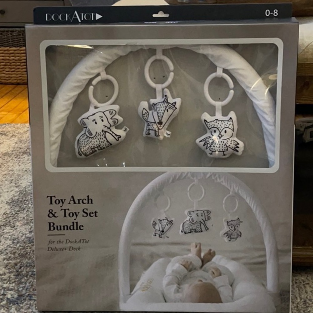 Dockatot Toy Arch & Toy Set Bundle only